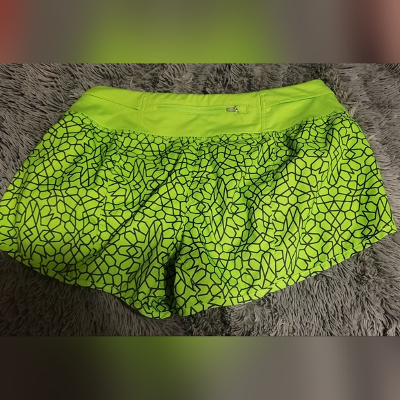 Women's Nike Neon Green & Black Dri-Fit Running Shorts, Small - Picture 6 of 11